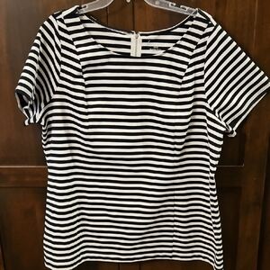 Lane Bryant Black and White Short Sleeve Blouse